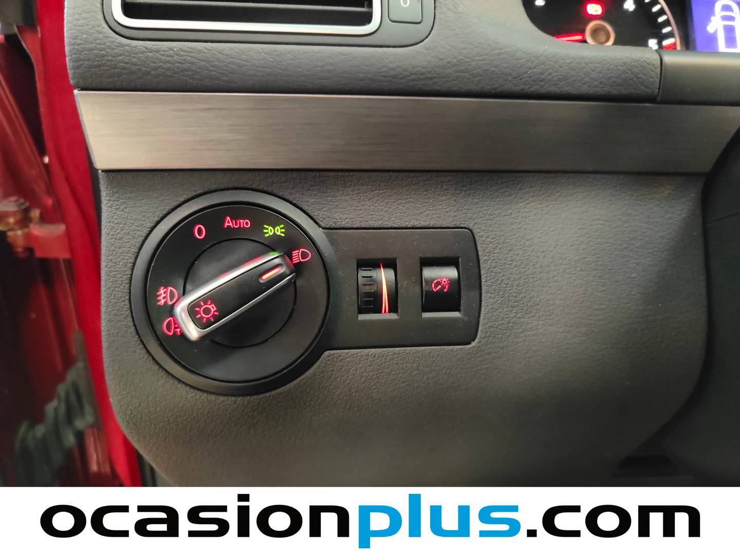 Foto Volkswagen Touran Volkswagen Touran Advance 1.6 TDI BMT (105 CV) DSG 7 PLAZAS