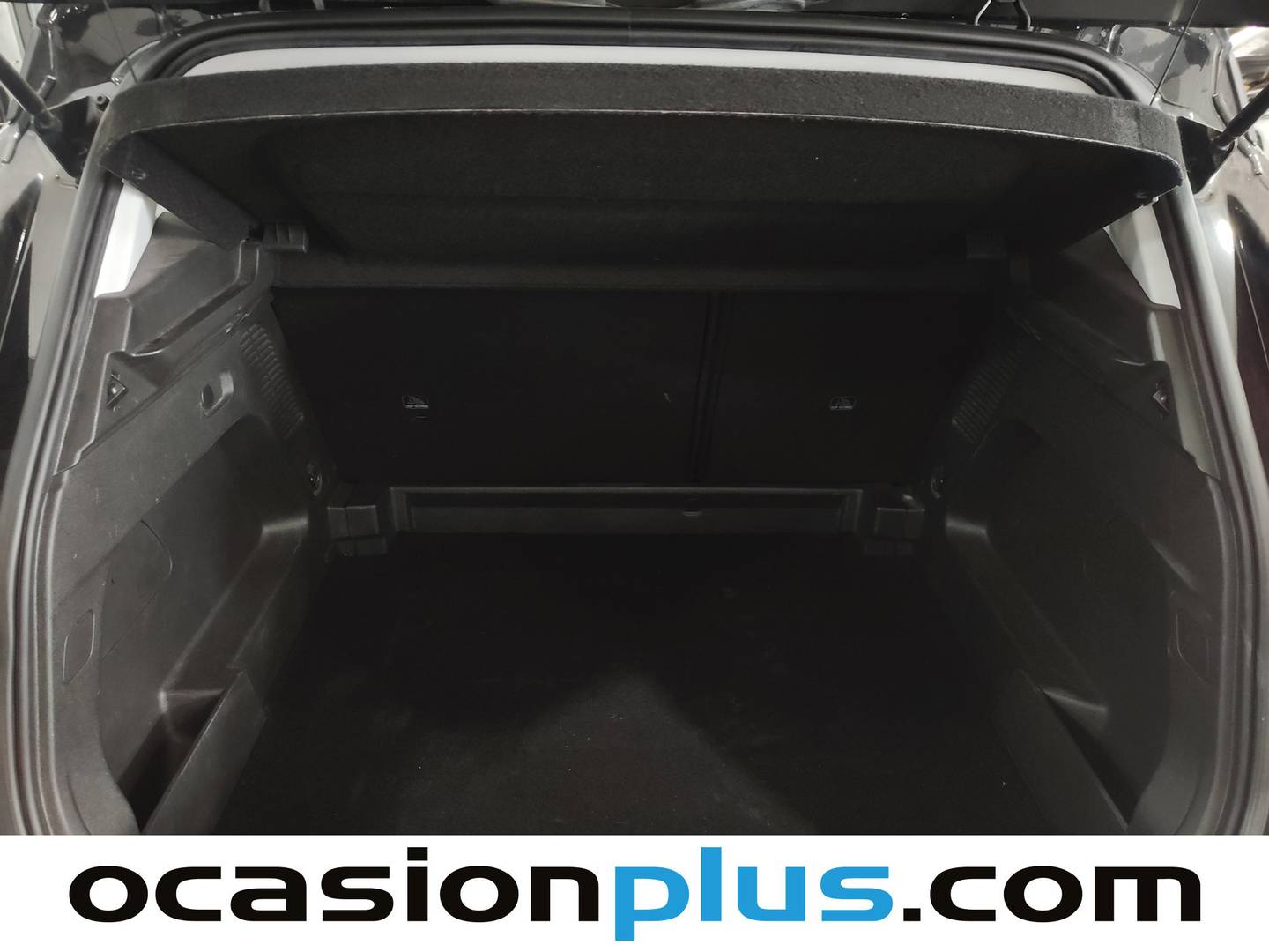 Fotos maletero Opel Grandland X Opel Grandland X 1.2 Turbo Selective (130 CV)