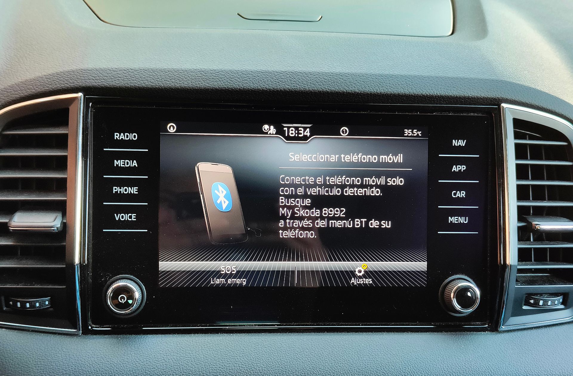 Škoda Karoq 1.5 TSI ACT Ambition DSG - foto 35