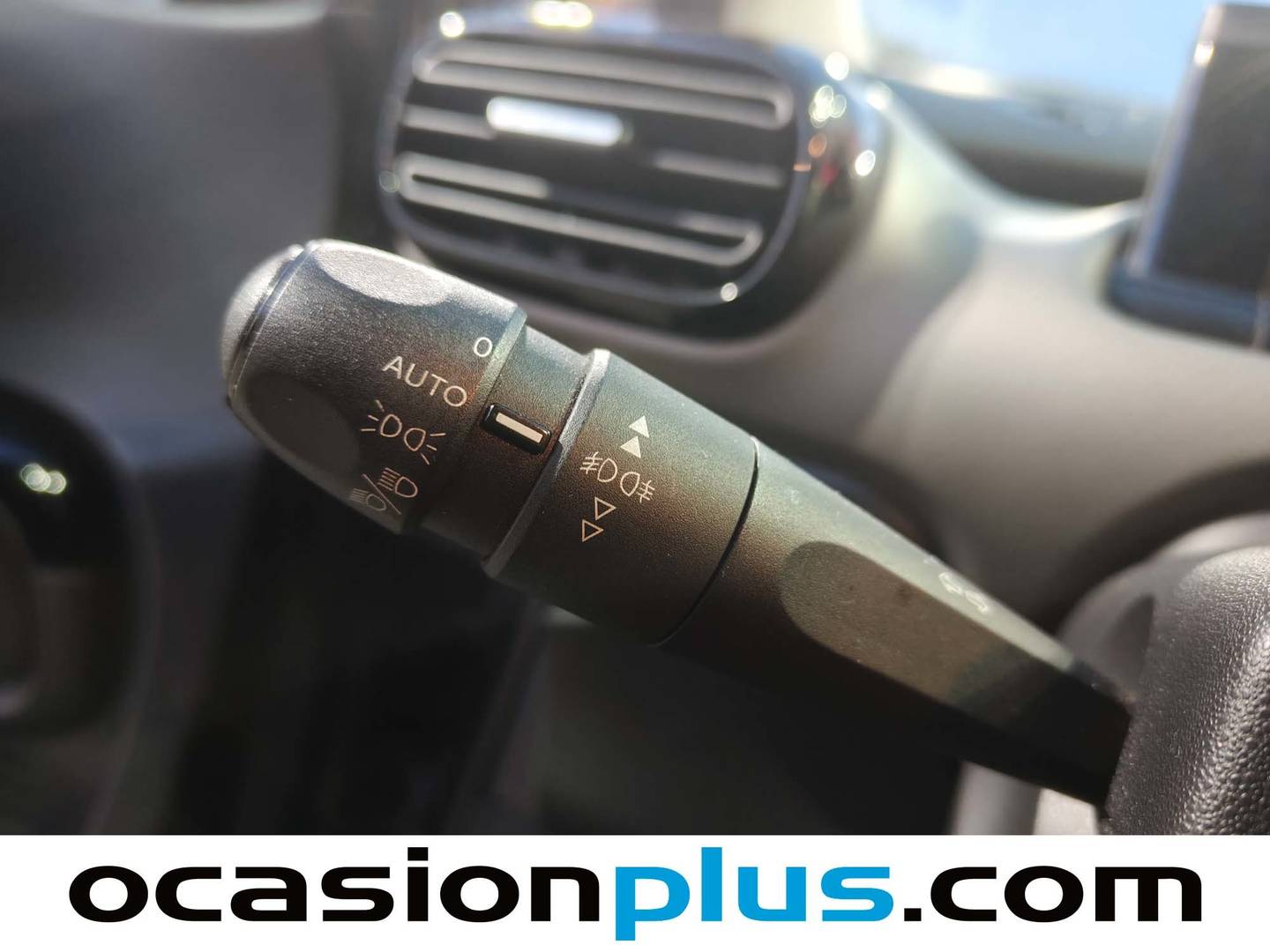 Citroën C4 Cactus Citroen C4 Cactus BlueHDi 100 Feel (100 CV) 2018