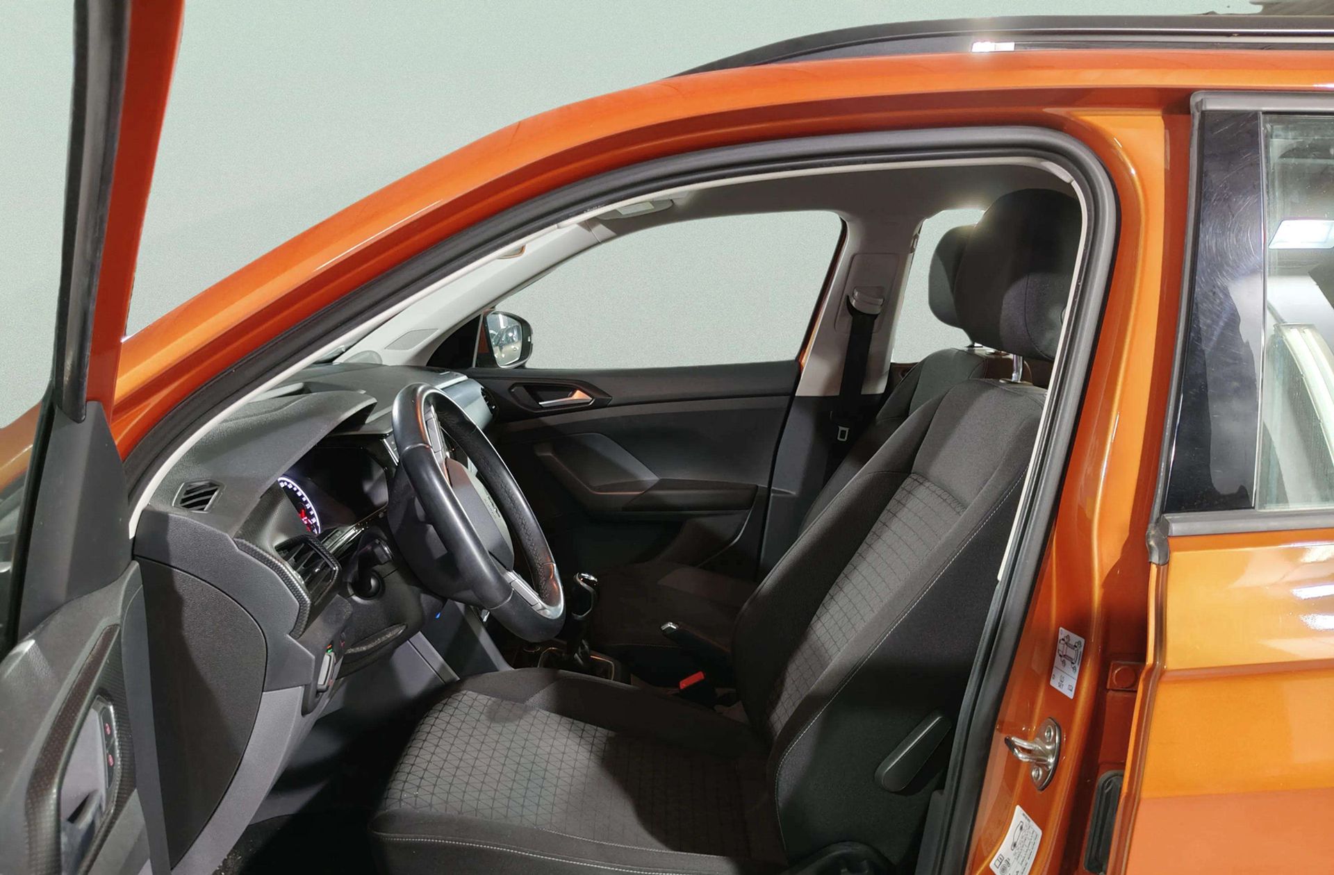 Volkswagen T-Cross Advance 1.0 TSI - foto 12