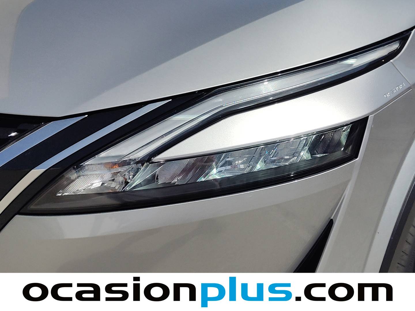 Equipamiento del Nissan QASHQAI Nissan Qashqai DIG-T 158 mHEV Acenta Xtronic (158 CV)