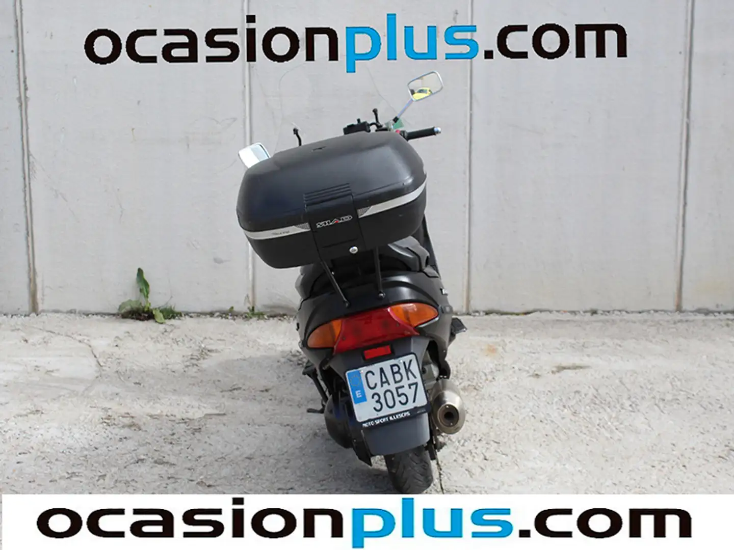 Foto Suzuki BURGMAN 400 Suzuki BURGMAN 400 400 (31 CV)