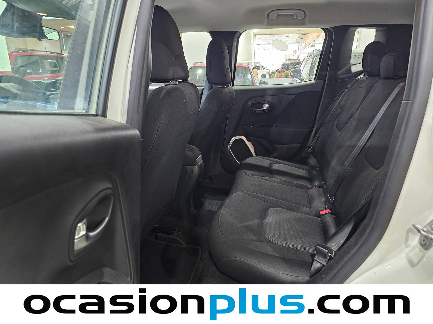 Foto asientos traseros Jeep Renegade Jeep Renegade 1.0G Sport 4x2 (120 CV)