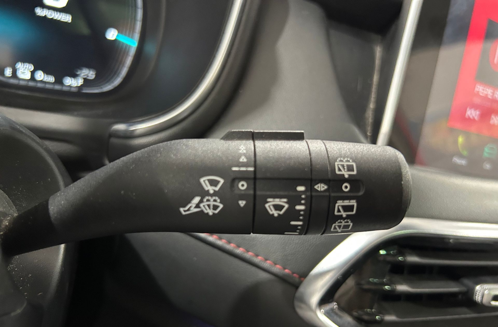 MG eHS 1.5 T-GDi PHEV Luxury - foto 30