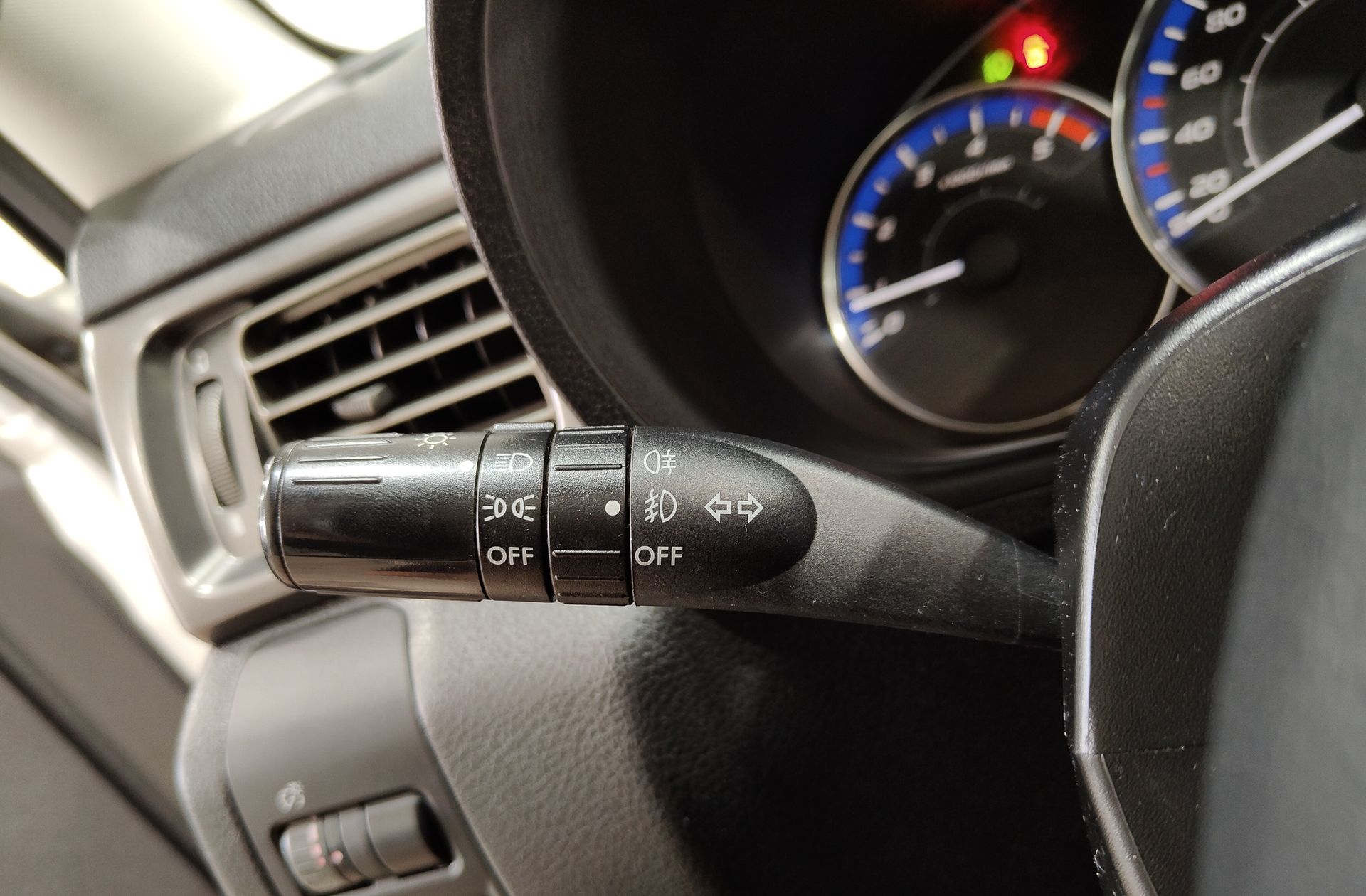 Subaru Forester 2.0 D XS Limited 4x4 - foto 22