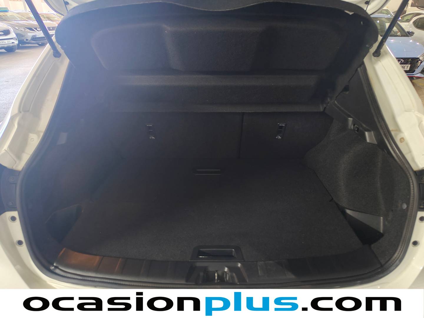 Fotos maletero Nissan QASHQAI Nissan Qashqai DIG-T 115 Tekna 4x2 Xtronic (115 CV)