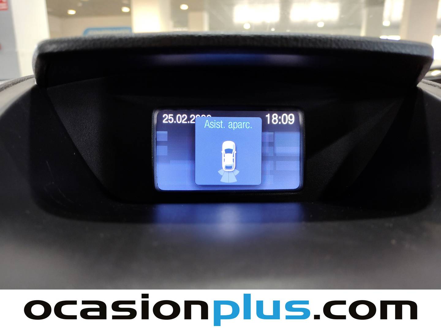 Extras y acabados del Ford EcoSport Ford EcoSport 1.0 EcoBoost Titanium (125 CV)