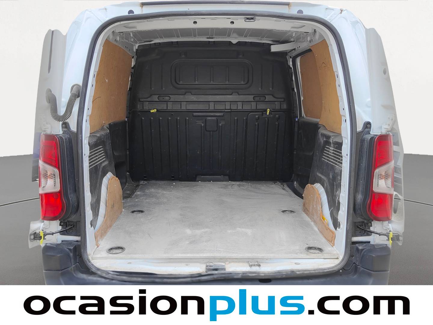 Foto asientos traseros Opel Combo Opel Combo Cargo 1.5 TD L H1 1000kg (102 CV)