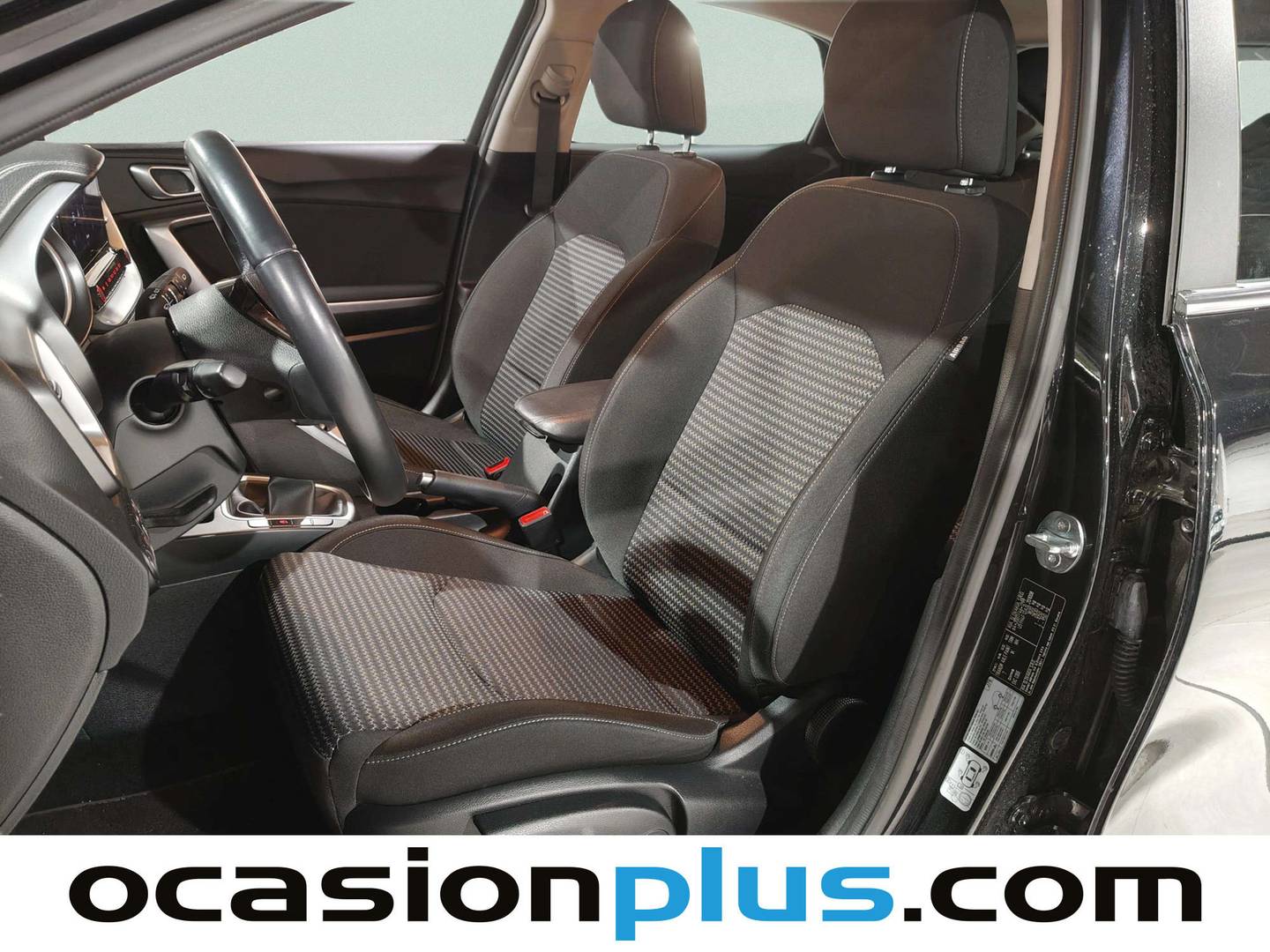 Foto asientos delanteros KIA XCeed KIA XCeed 1.0 T-GDi Drive (100 CV)