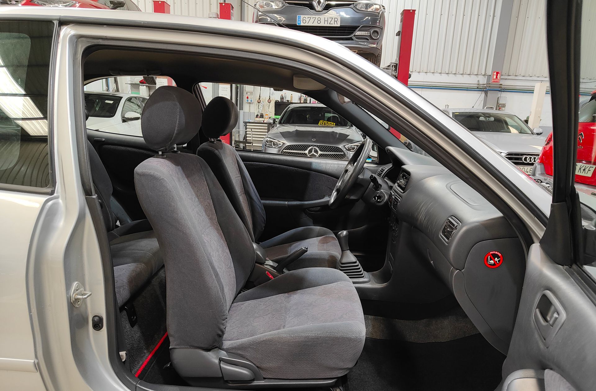 Toyota Corolla 2.0D Linea Terra AC Coupe - foto 14