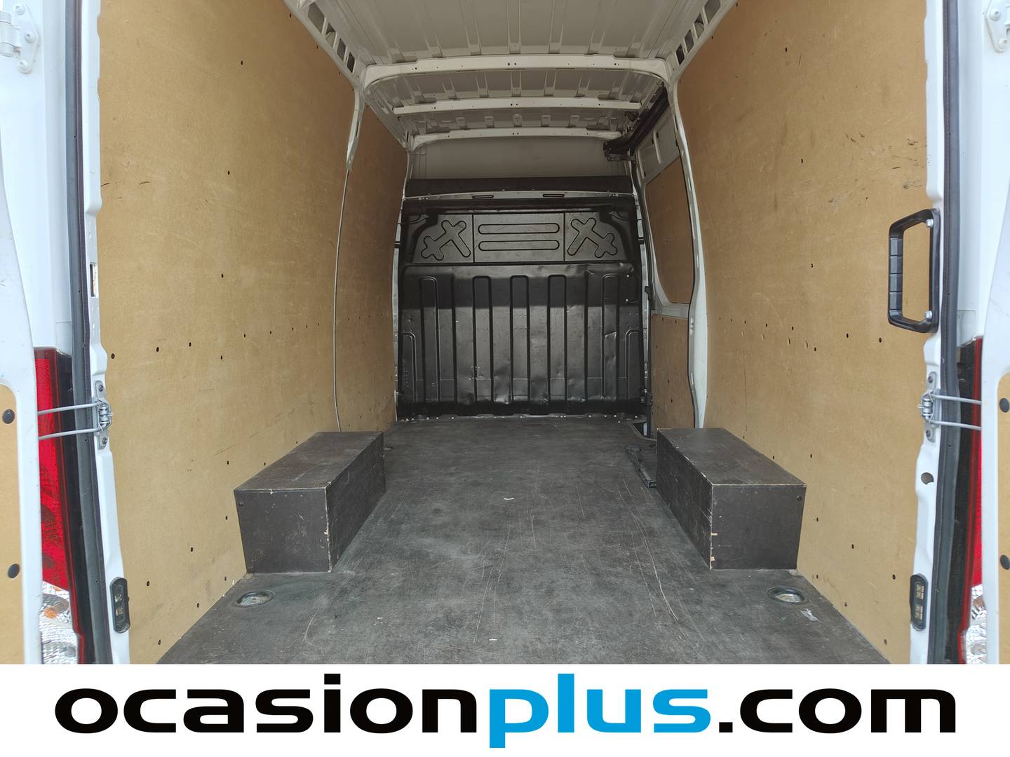 Foto Iveco Daily Iveco Daily Furgon 35 S 16 V 3520L/H2 (156 CV)