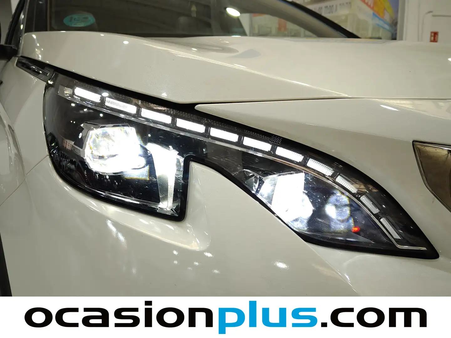 Foto Peugeot 3008 Peugeot 3008 BlueHDi 180 S&S GT EAT8 (180 CV)