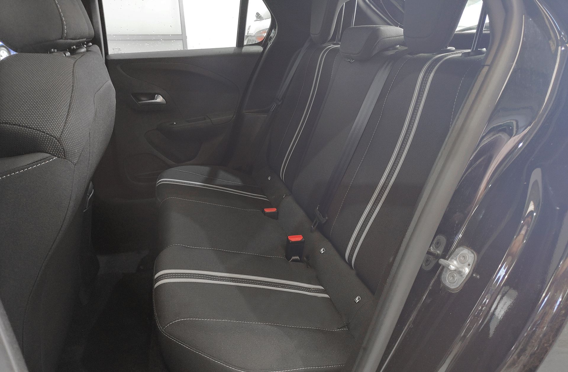 Opel Corsa 1.2 T XHL Hybrid GS eDCT - foto 11