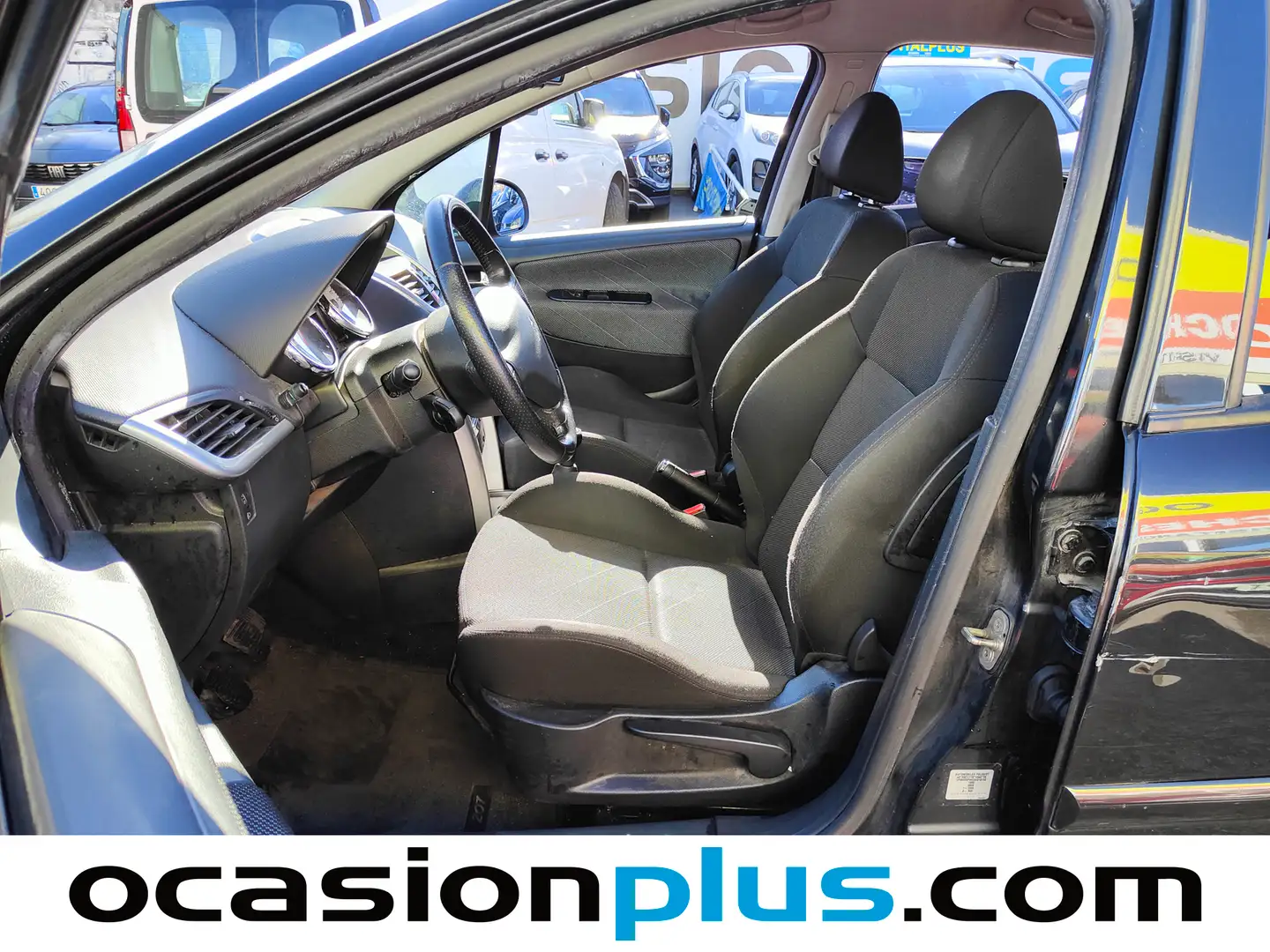 Foto Peugeot 207 Peugeot 207 1.6 VTi 16v Premium (120 CV)