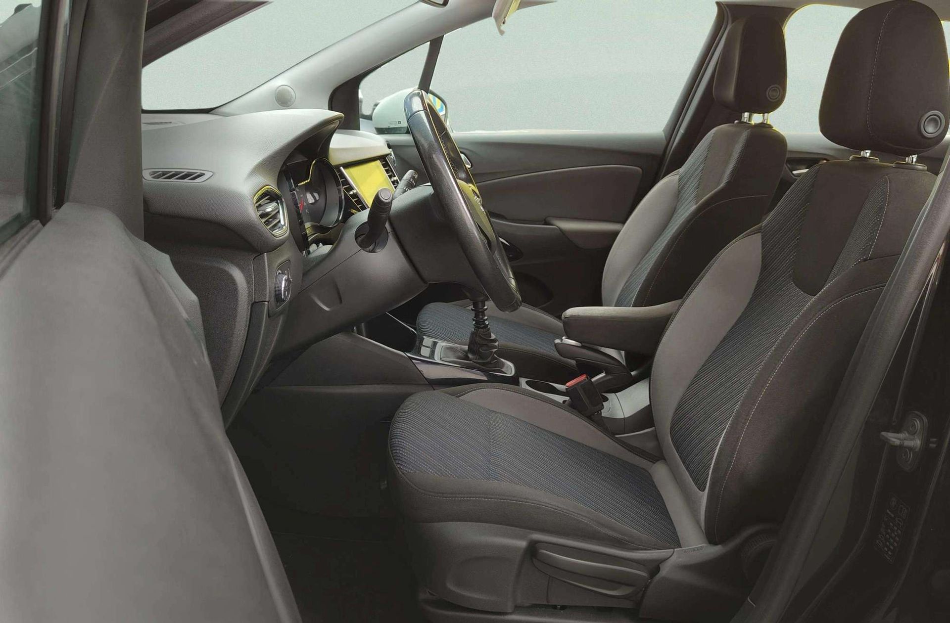 Opel Crossland 1.2 Design Line 120 Aniversario - foto 12