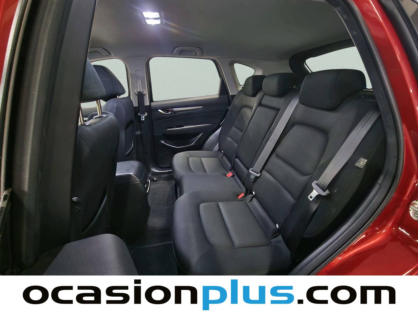 Foto asientos traseros Mazda CX-5 Mazda CX-5 2.0 E-SKYACTIV-G MHEV Advantage (165 CV)