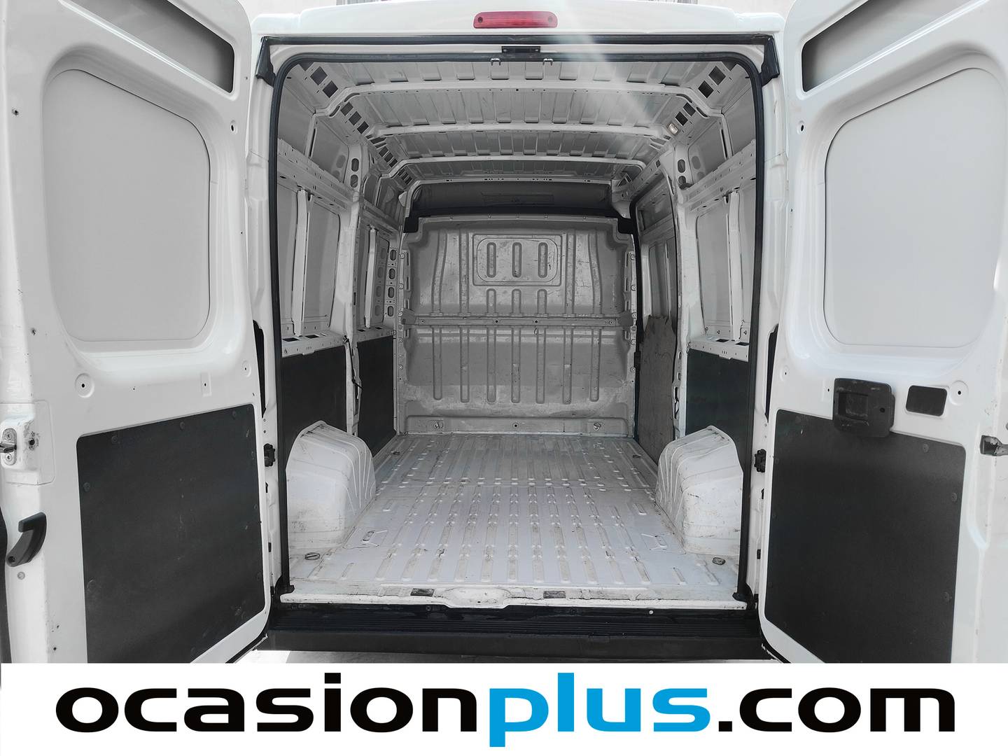 Foto asientos traseros Citroën Jumper Citroën Jumper BlueHDi 120 33 L2H2 (120 CV)