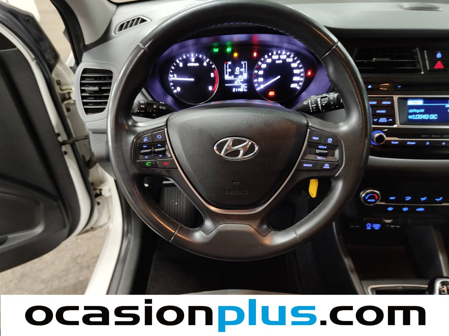 Extras y acabados del Hyundai i20 Hyundai i20 1.1 CRDI Tecno (75 CV)