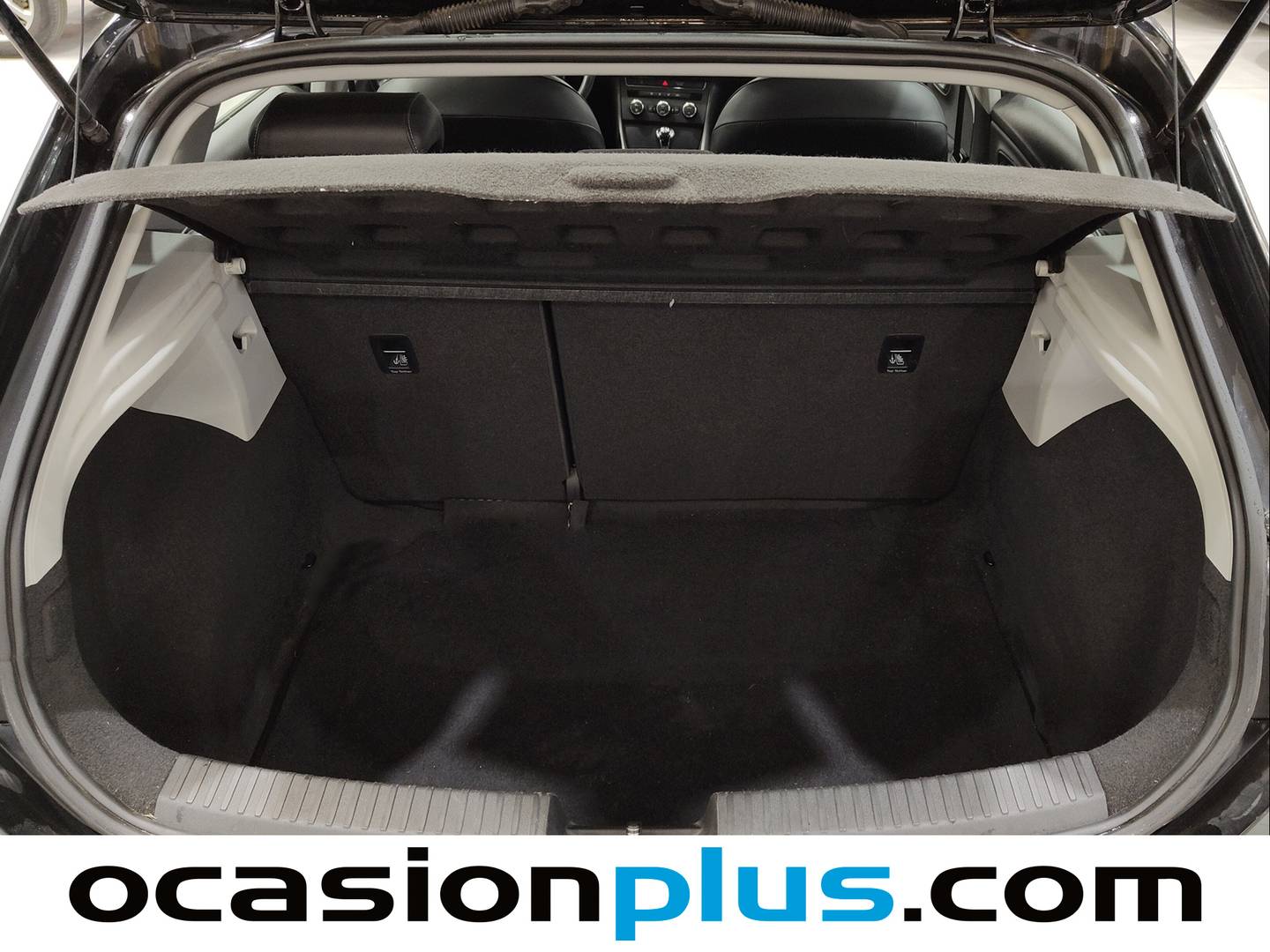 Fotos maletero Seat León Seat León 1.6 TDI S&S Style Connect (110 CV)