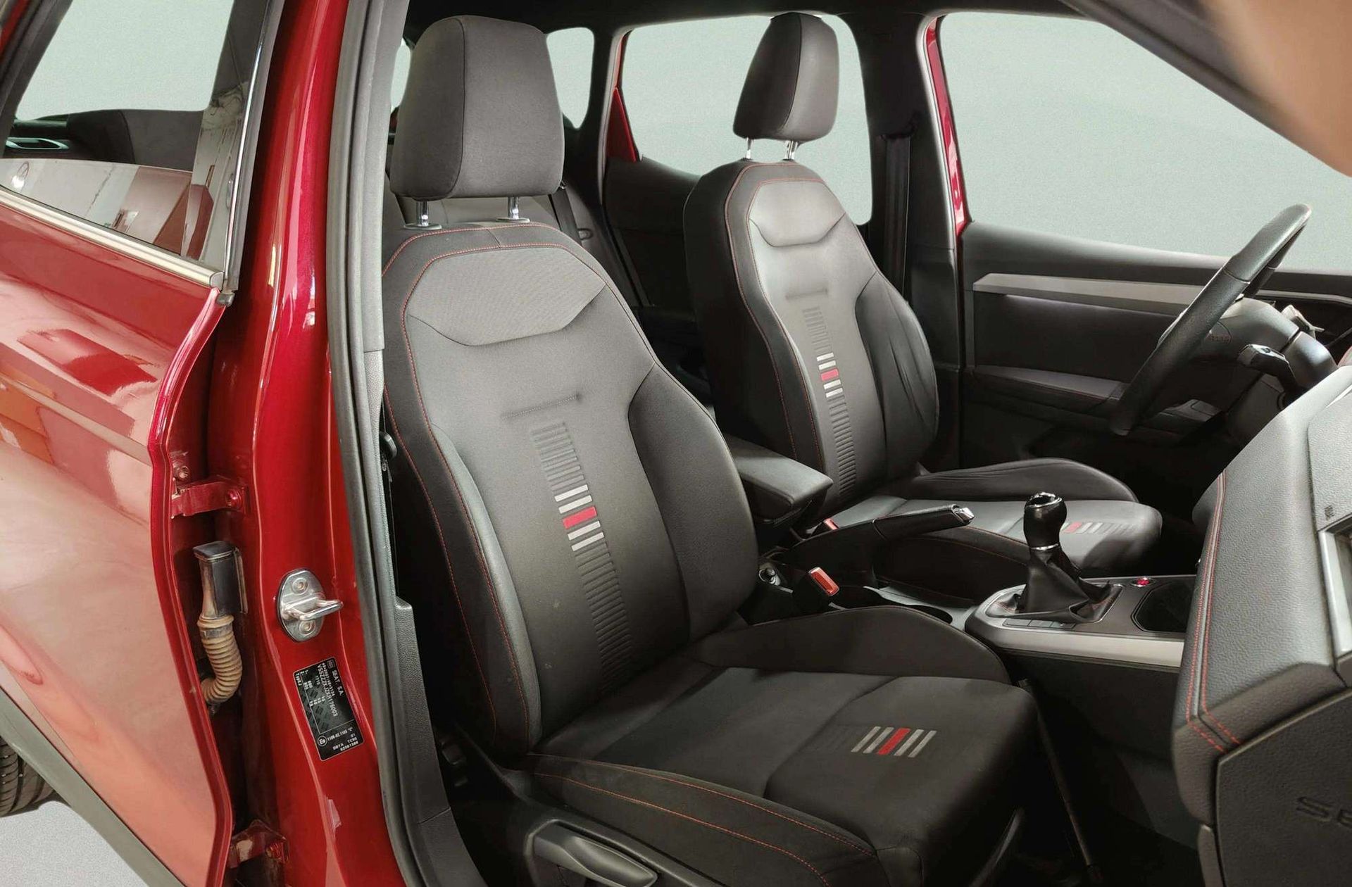 SEAT Arona 1.0 TGI GNC FR Edition - foto 19