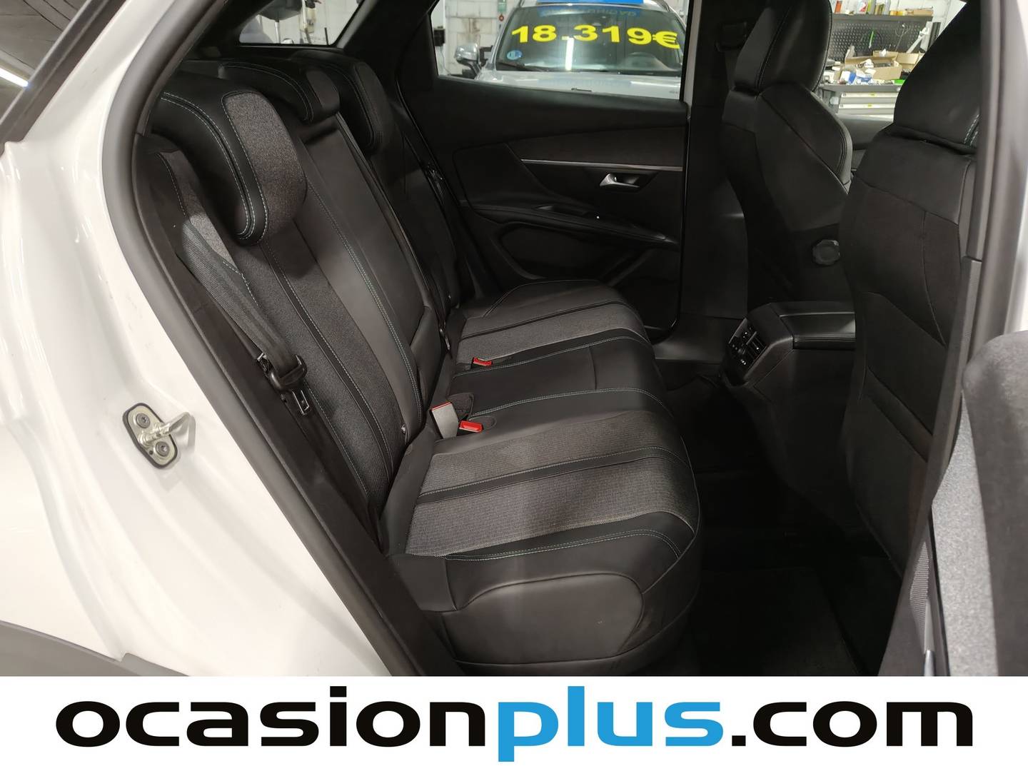 Foto Peugeot 3008 Hybrid Peugeot 3008 Hybrid 300 Allure Pack e-EAT8 (300 CV)