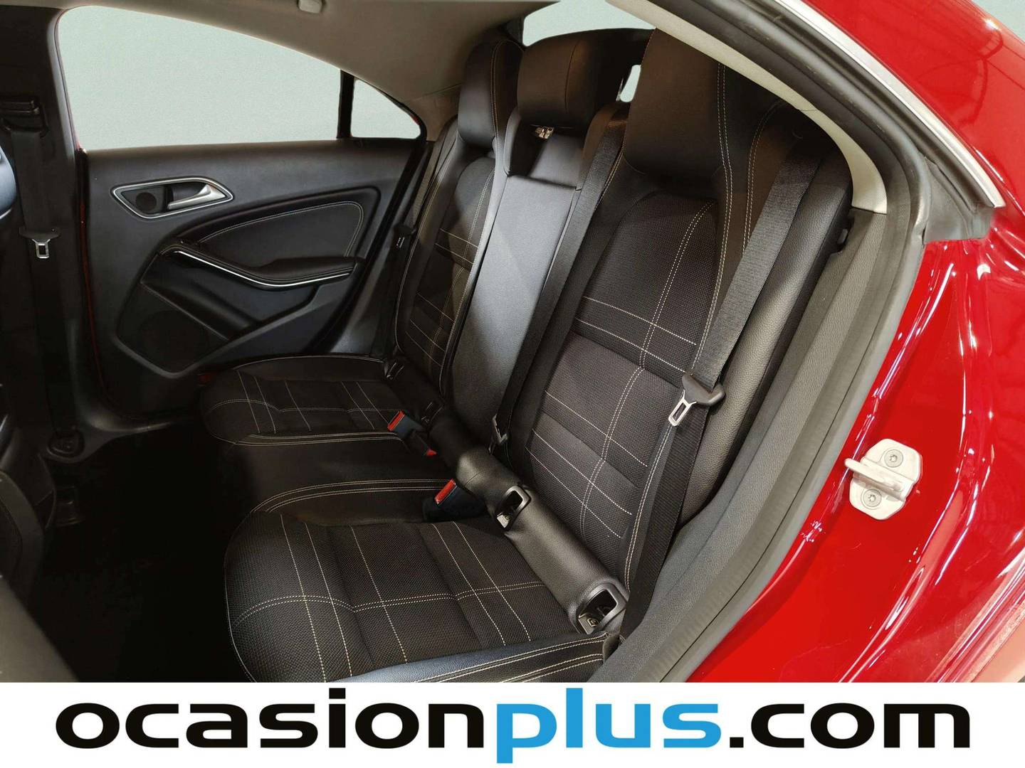 Foto asientos traseros Mercedes CLA Mercedes CLA 200 CDI Urban (136 CV)