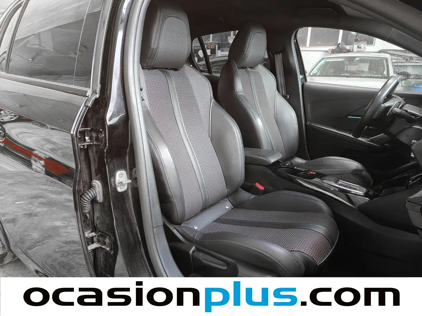 Foto Peugeot 208 Peugeot 208 PureTech 100 GT (100 CV)