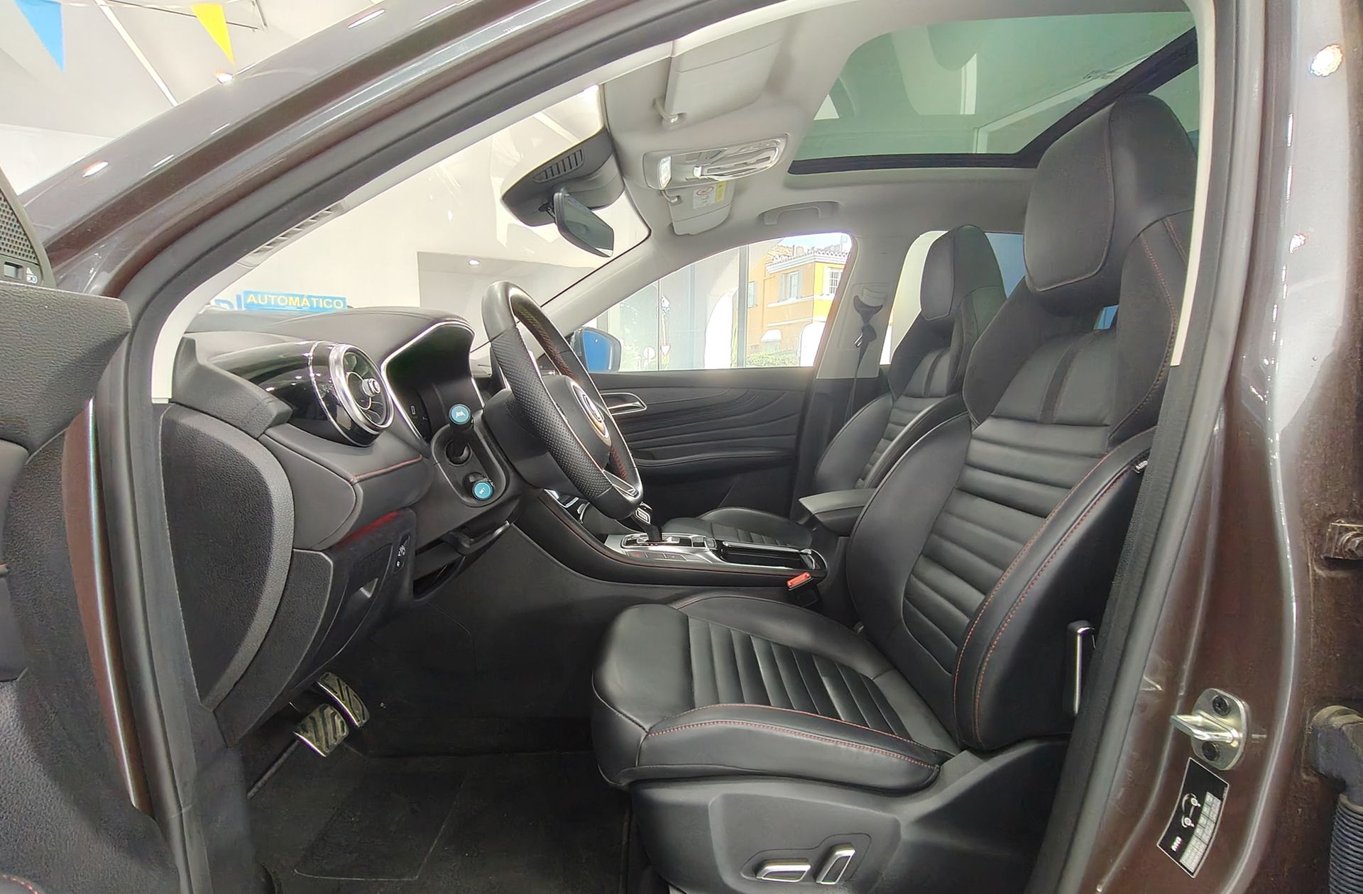 MG HS eHS 1.5 T-GDi PHEV Luxury - foto 13