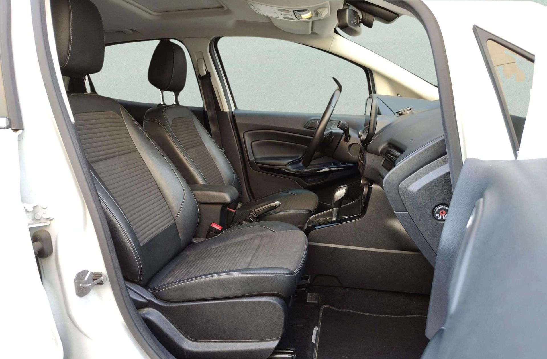 Ford EcoSport 1.0 EcoBoost Titanium - foto 15