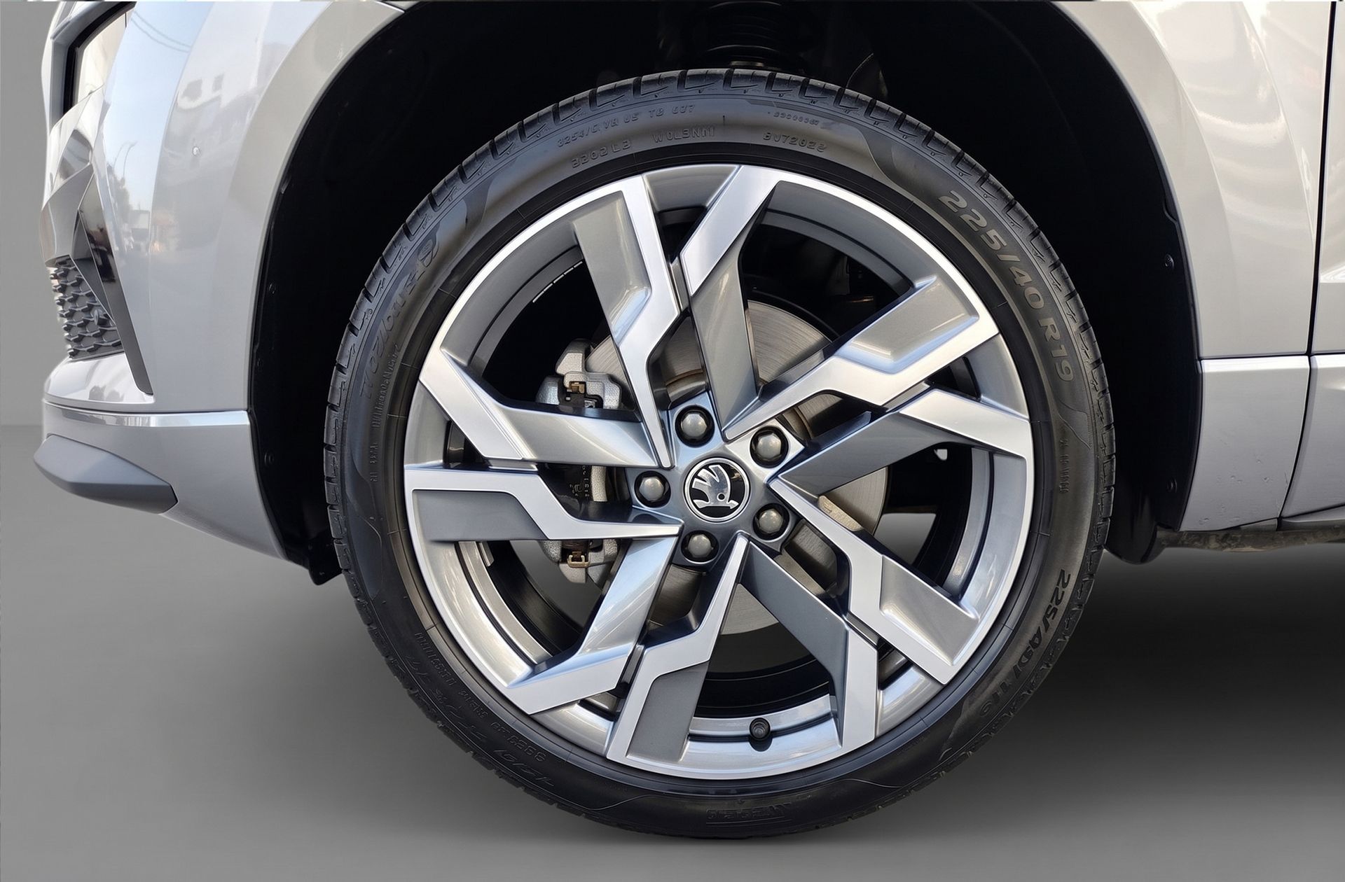 Škoda Karoq 1.5 TSI ACT Sportline DSG - foto 34