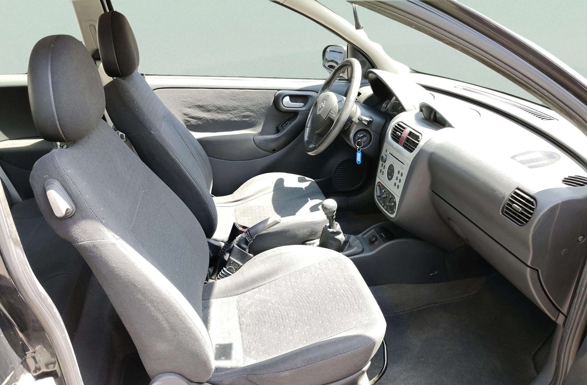 Opel Corsa 1.2 16v Edition - foto 28