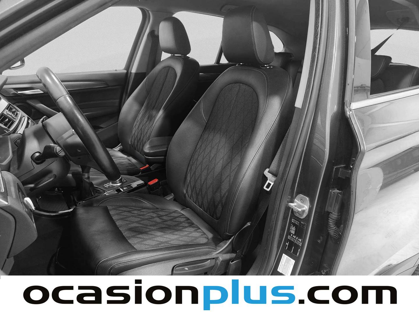 Foto asientos delanteros BMW X1 BMW X1 sDrive18i (140 CV)