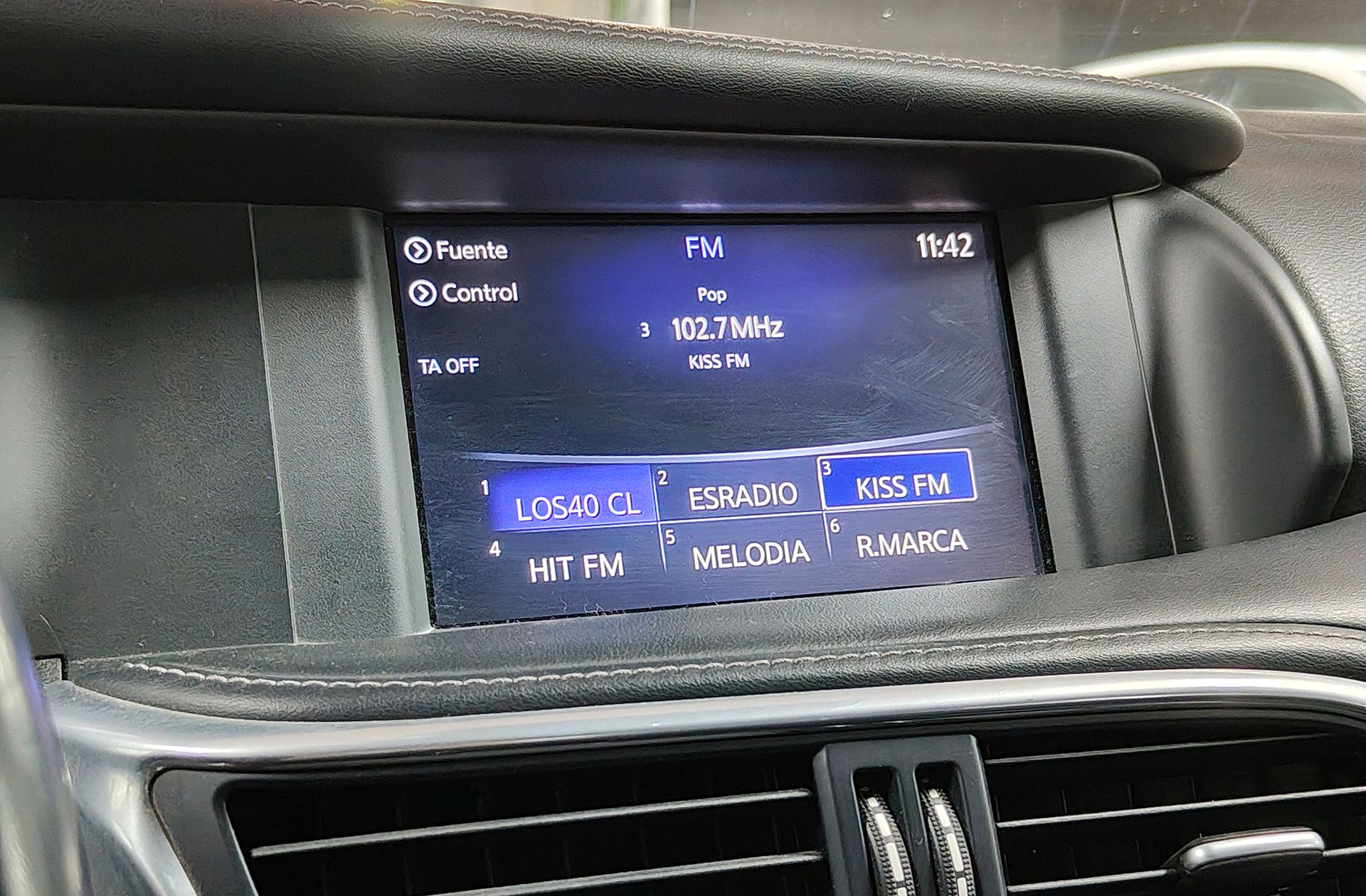 Infiniti Q30 1.6T Premium - foto 29