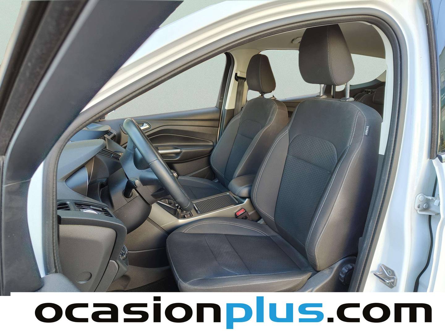 Foto asientos delanteros Ford Kuga Ford Kuga 1.5 EcoBoost Trend+ 4x2 (150 CV)