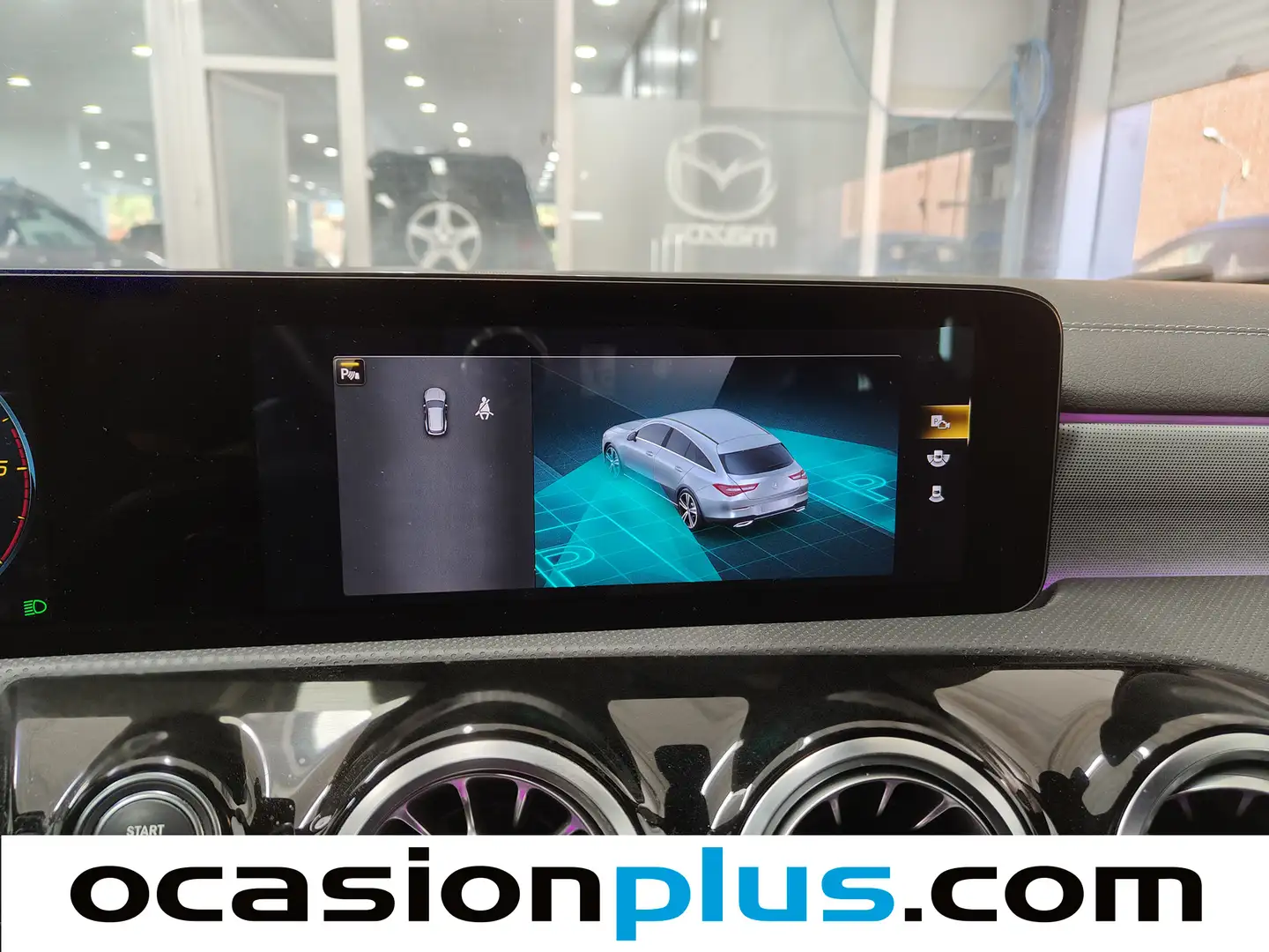 Foto Mercedes CLA Mercedes-Benz CLA Shooting Brake Shooting Brake CLA 200 d (150 CV) Pack AMG