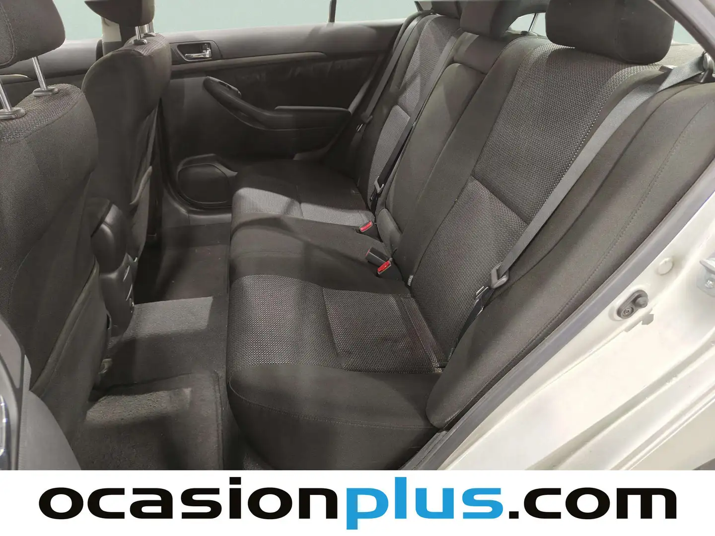 Foto Toyota Avensis Toyota Avensis 1.8 VVT-I Sol  (129 CV)