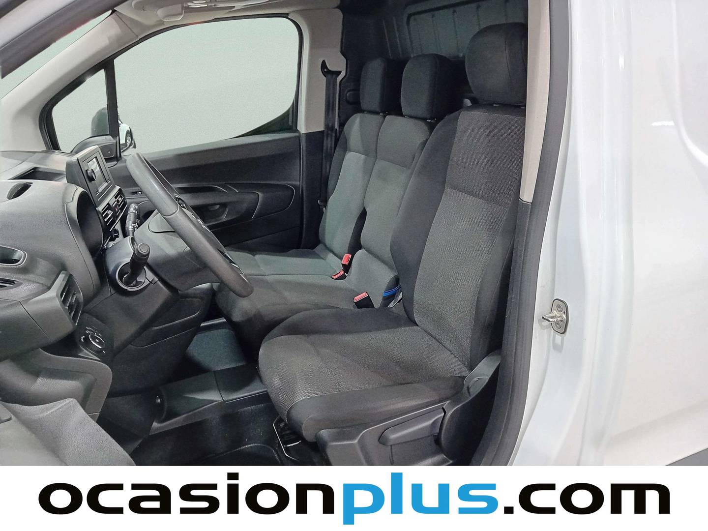 Foto asientos delanteros Opel Combo Opel Combo Cargo 1.5 Diesel L 1000kg (102 CV) 3 Plazas