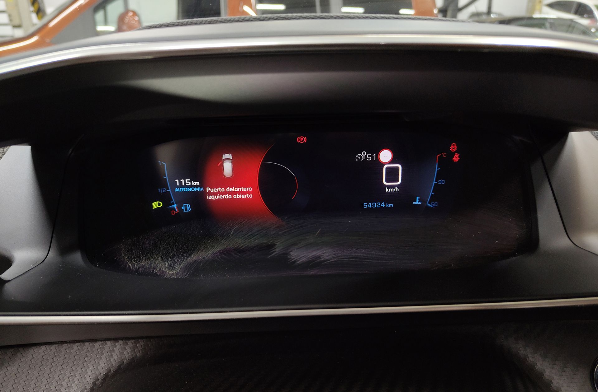 Peugeot 208 BlueHDi 100 GT - foto 29