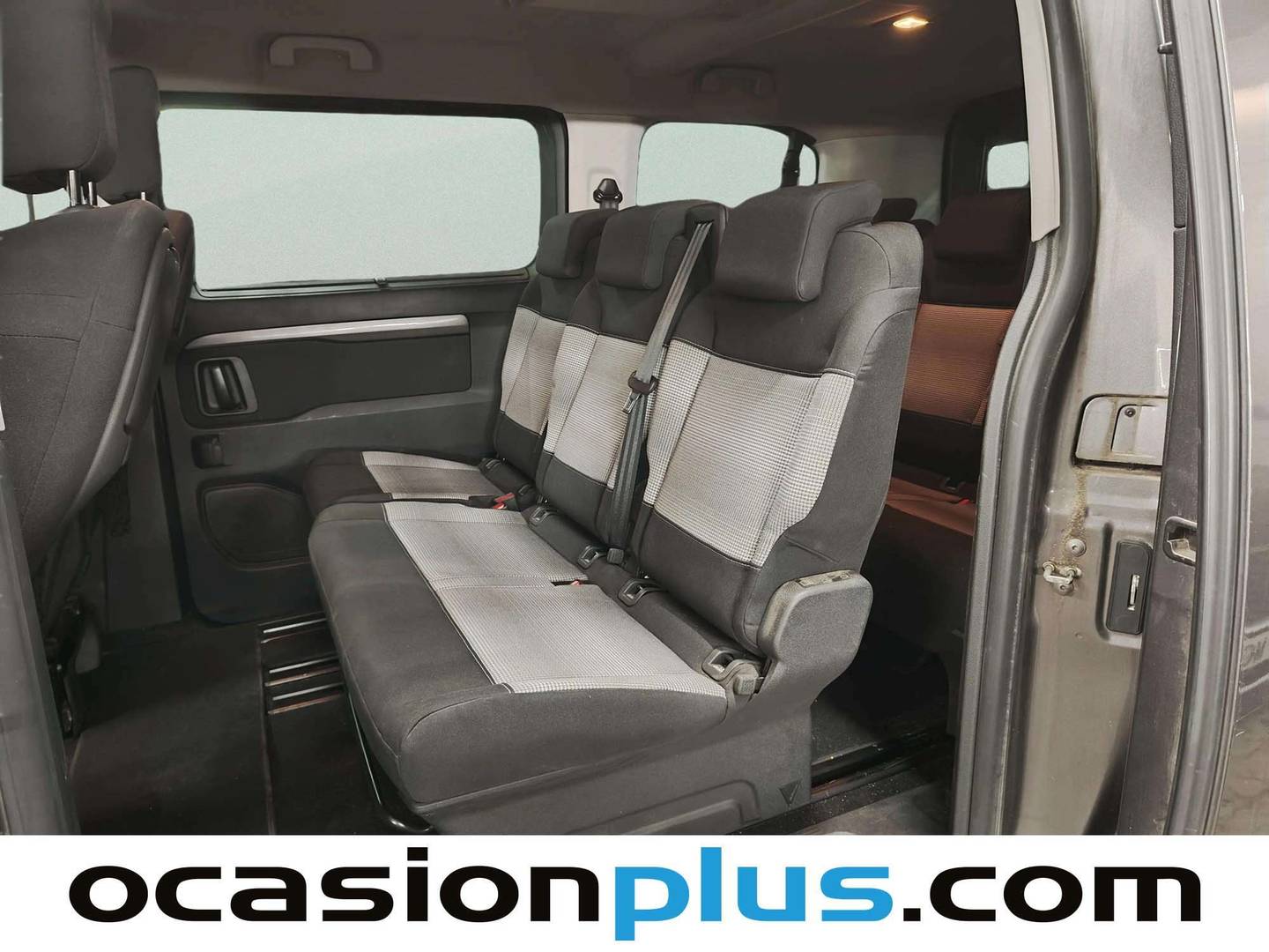 Foto asientos traseros Citroën Spacetourer Citroën Spacetourer BlueHDi 150 S&S Feel Talla M  8 Plazas (150 CV)