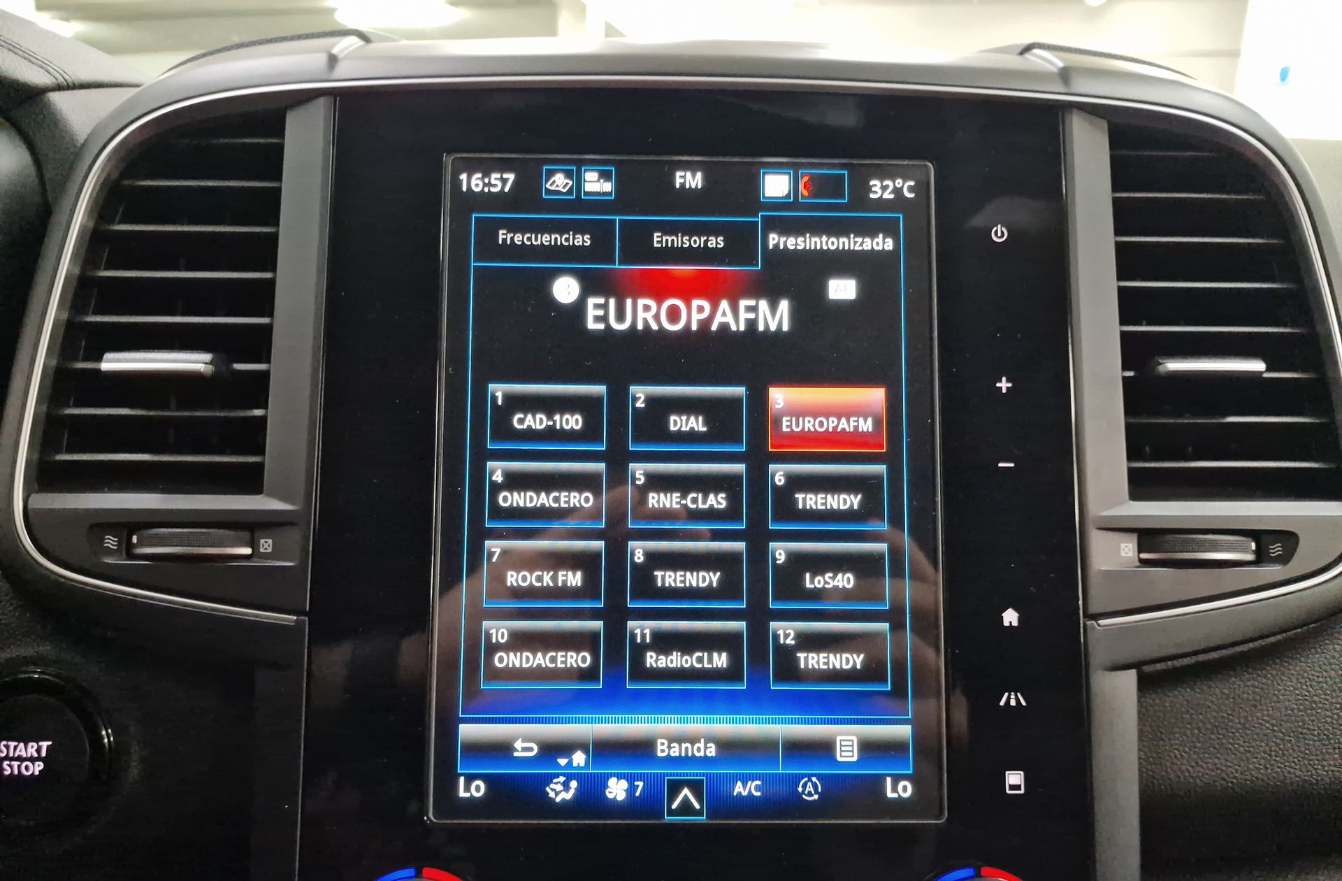 Renault Koleos Zen dCi X-Tronic 4x4 - foto 41