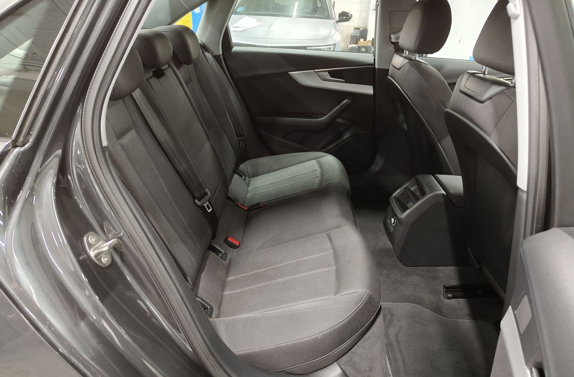 Audi A4 Advanced edition 2.0 TDI S tronic - foto 18