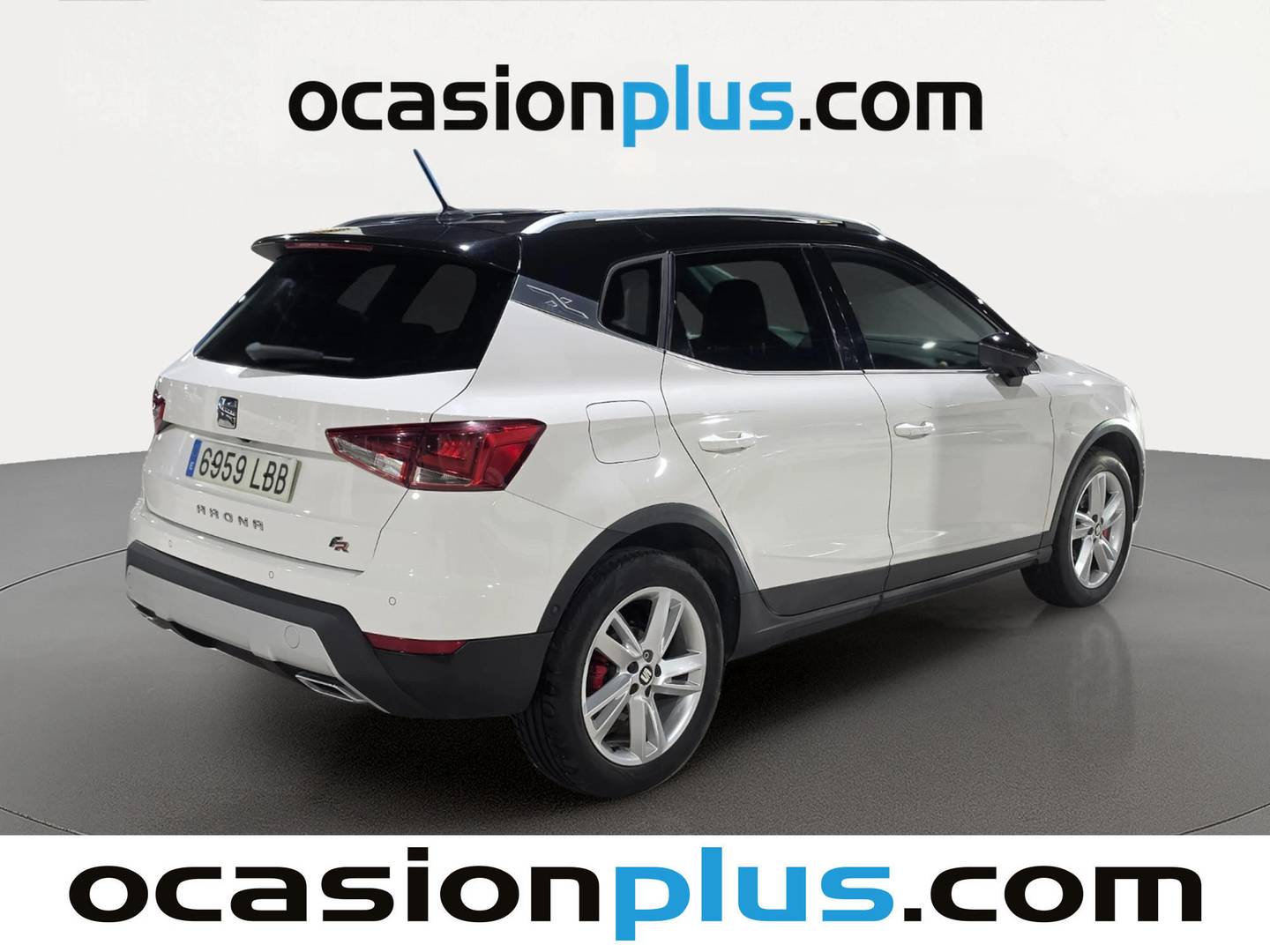 Foto trasera Seat Arona Seat Arona 1.0 TSI Ecomotive FR (115 CV) derecha