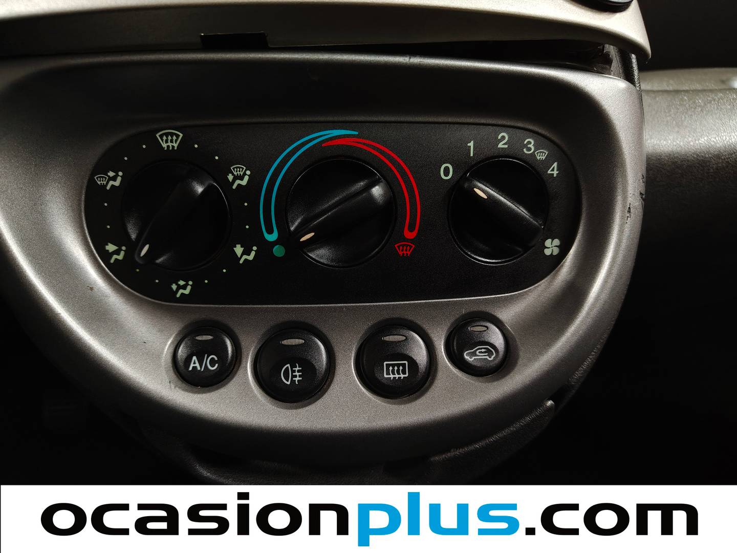 Extras y acabados del Ford ka Ford Ka 1.3 Collection (70 CV)
