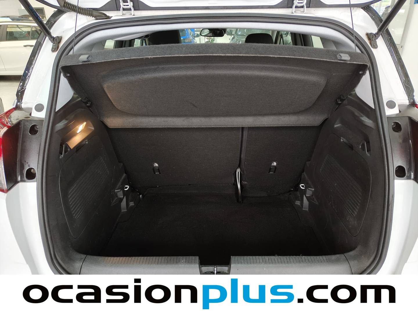 Foto Opel Crossland X Opel Crossland X 1.2 Innovation (130 CV)