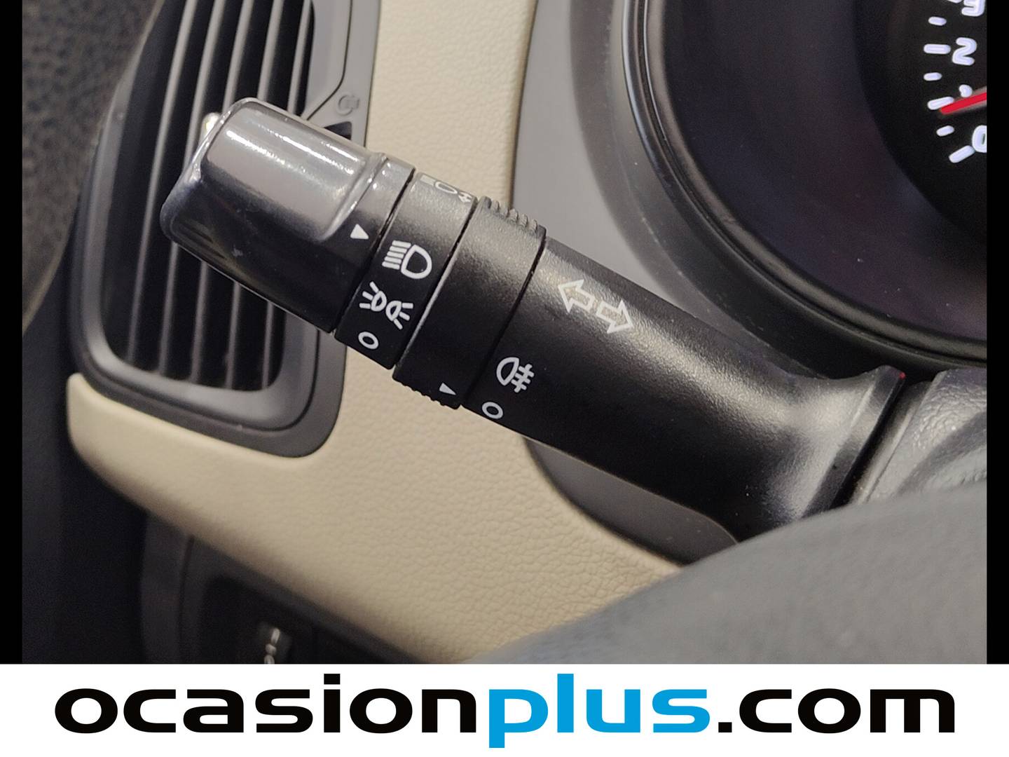 Extras y acabados del KIA Rio KIA Rio 1.2 CVVT Concept (85 CV)