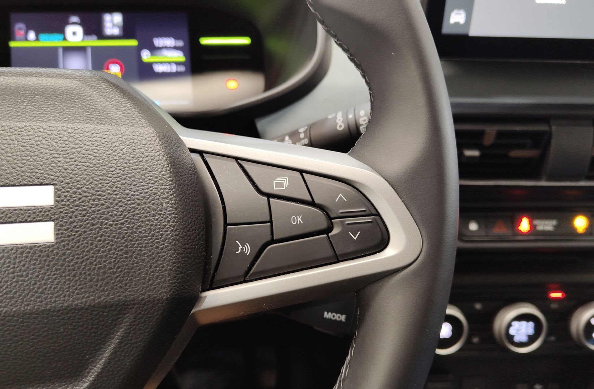 Dacia Jogger Extreme Hybrid 7 plazas - foto 28
