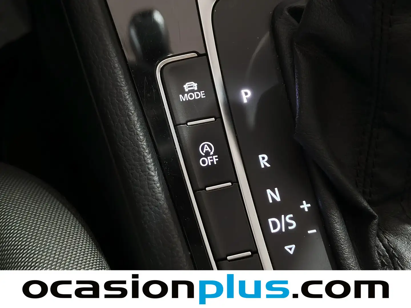 Foto Volkswagen Golf Volkswagen Golf Sport 2.0 TDI CR BMT (150 CV) DSG