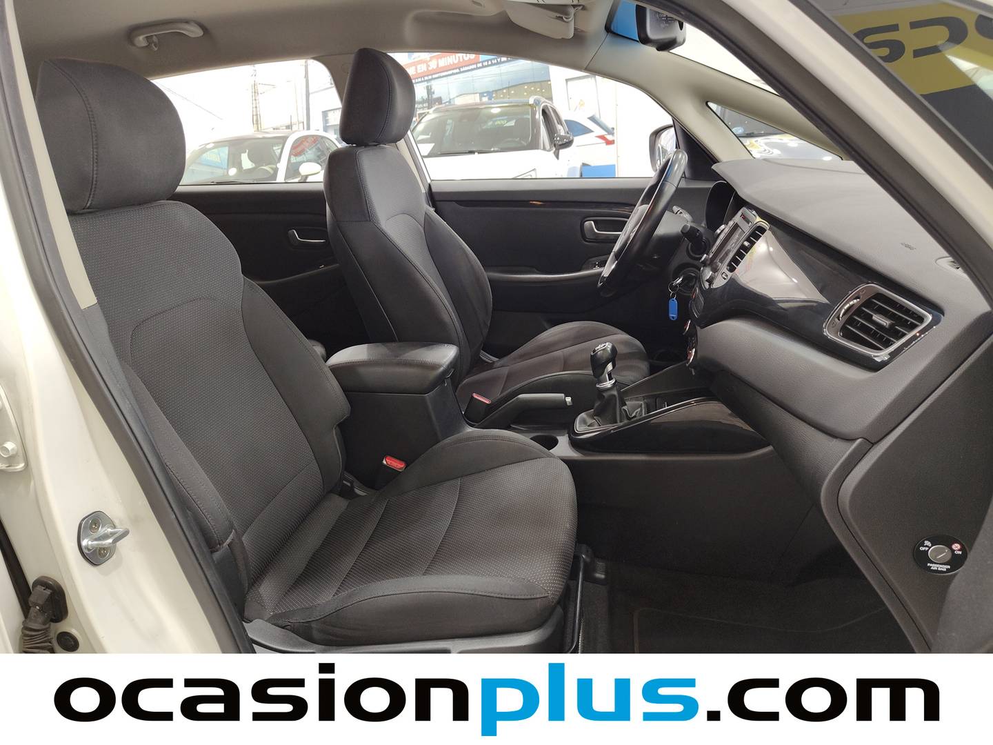 KIA Carens KIA Carens 1.7 CRDi VGT UEFA Euro2016 Eco-Dynamics (115 CV) al mejor precio