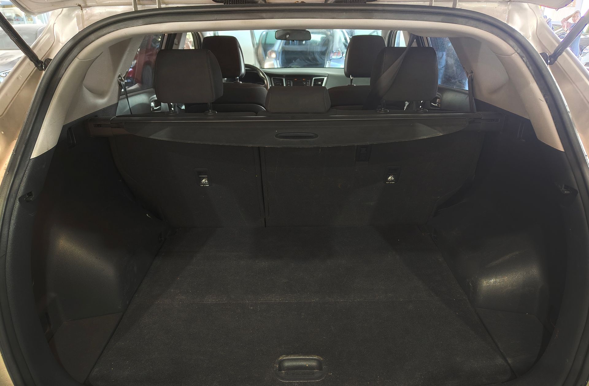 Hyundai Tucson 1.6 GDI BlueDrive Essence 4x2 - foto 13